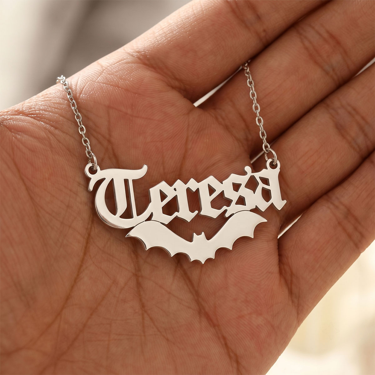 สร้อยคอสแตนเลสแบบกำหนดเองได้ ล - Cosplay Bat Prop บทวิจารณ์และราคา